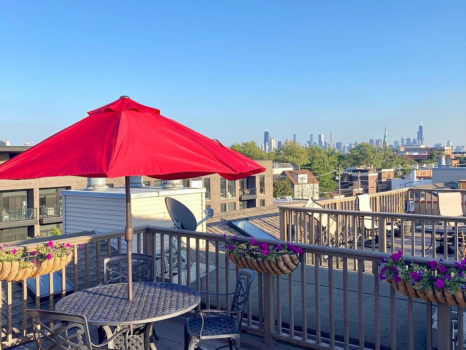 Private Deck - Downtown Views