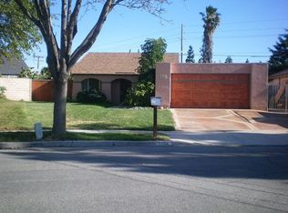 2004 N Hilldale Ave, Simi Valley, CA 93063