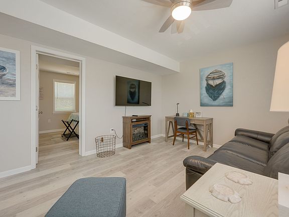 2nd image of 600 W 3rd St Floor 1