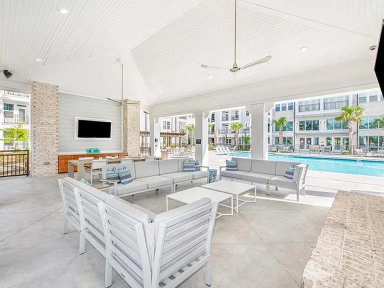 Overture Daniel Island 55+ Active Adult Apartment Homes — Photo 38