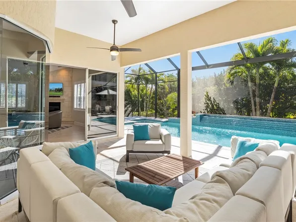 8558 S Lake Cir, Fort Myers, FL 33908