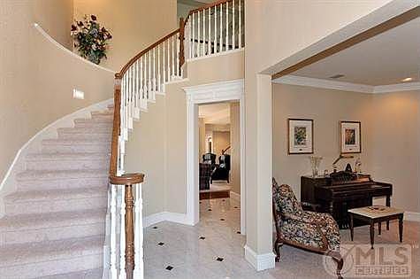 3rd image of 7804 San Isabel Dr