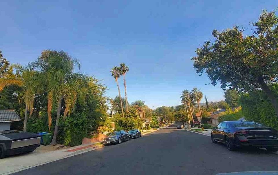 2nd image of 5352 Orrville Ave