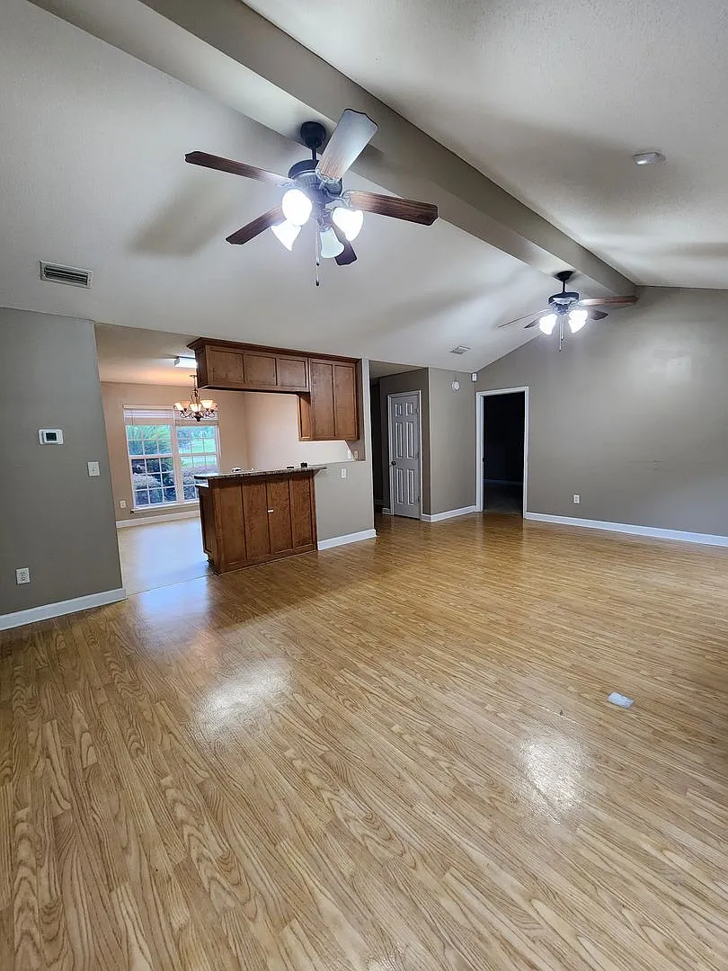 Building Photo - 4625 Pigeon Oaks Dr