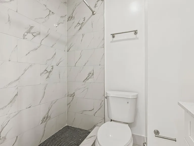The Andes Apartments — Photo 38