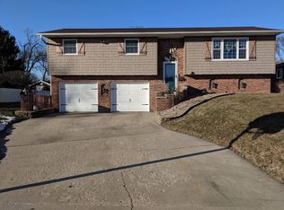 506 W 10th St, Rock Falls, IL 61071