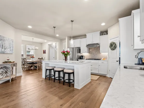 1764 Dartmoor Dr, Carrollton, TX 75010