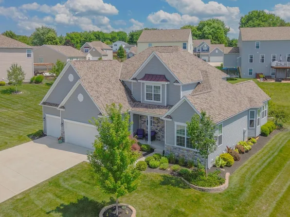 633 Green Forest Pl, Lithopolis, OH 43136