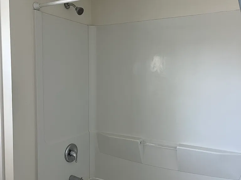 58 W Green St — Photo 11