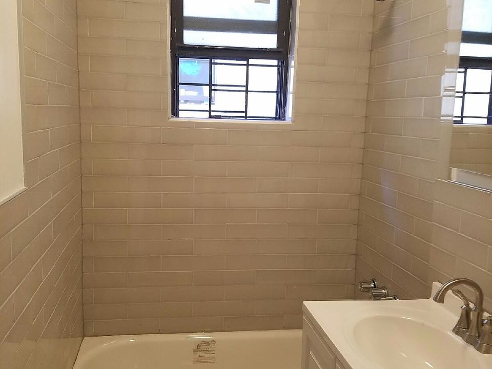 2nd image of 4834 48th St #2