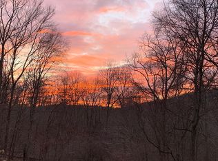 5 Pheasant Run Rd, Great Meadows, NJ 07838