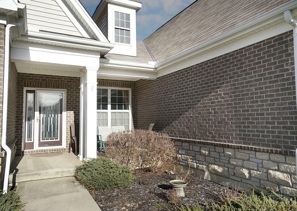 984 Burgess Ct, Cincinnati, OH 45245 | Zillow