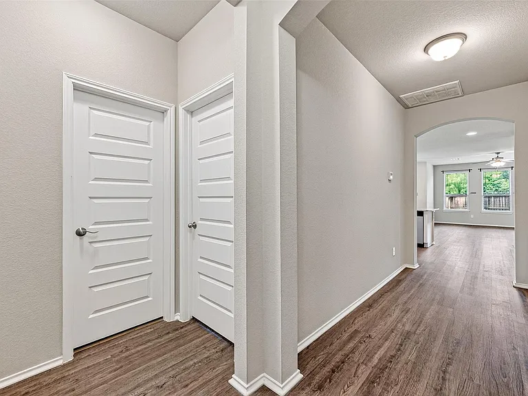 2511 Sandbar Shark Ct — Photo 7