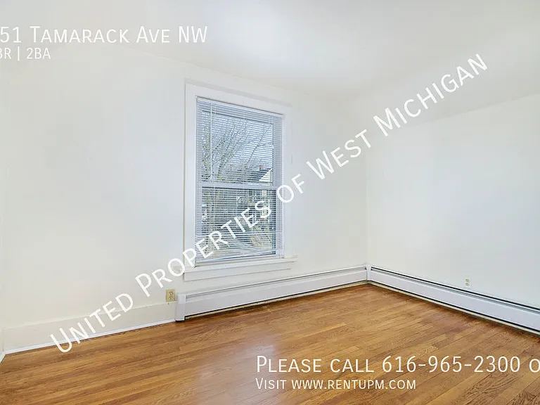 951 Tamarack Ave NW — Photo 6