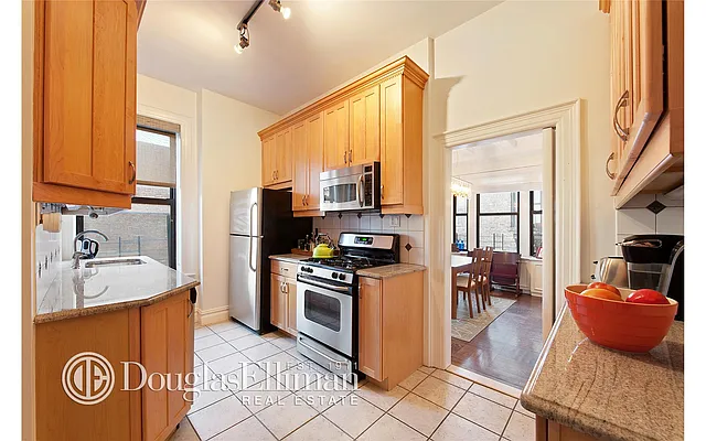 Sold by Douglas Elliman | media 4