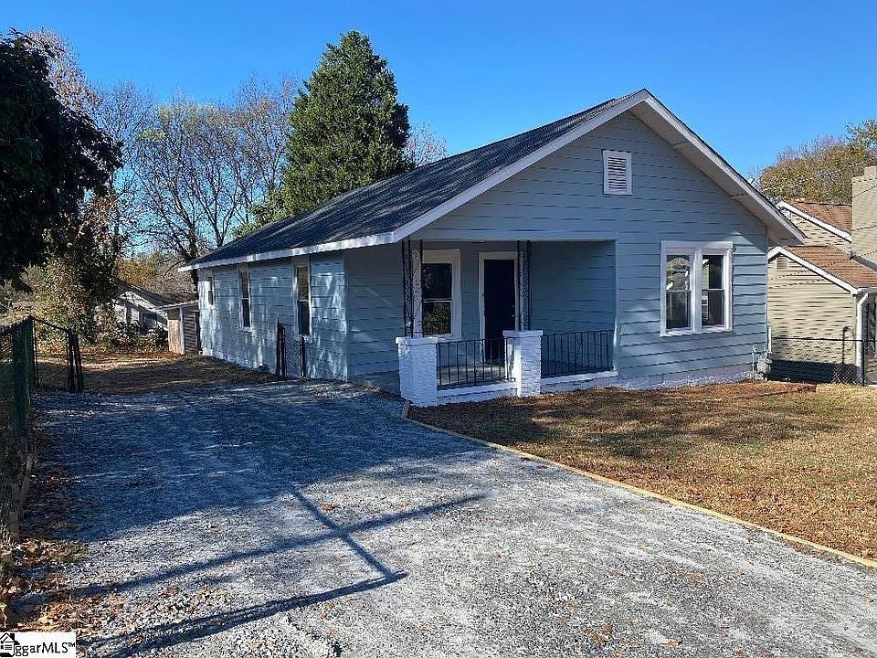 1st image of 208 Sunshine Ave