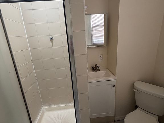 4th image of 13 Columbia Ave #5A