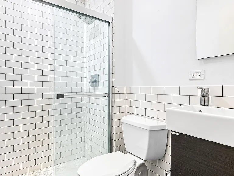 174 E 85th St #4C — Photo 9