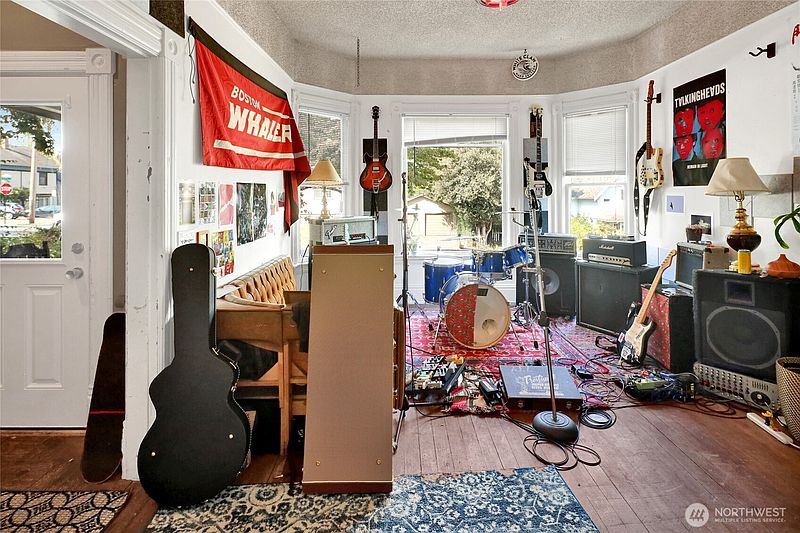 4th image of 1406 Franklin Street