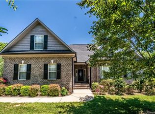 1922 Saye Brook Dr, Monroe, NC 28112