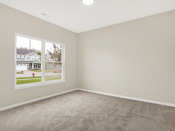 4th image of 4023 Railhead Ave