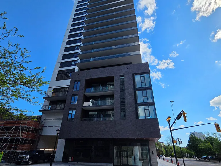 2075 Lakeshore Rd #1903 — Photo 1