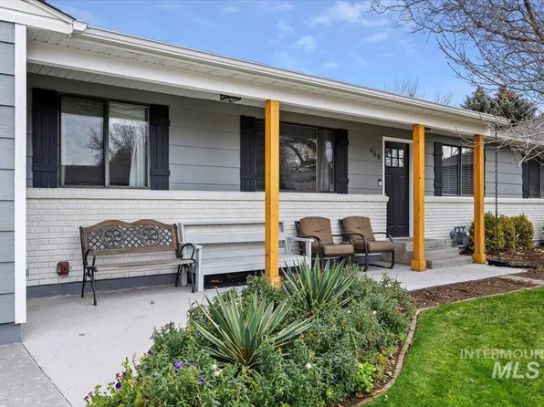 466 Carriage Ln, Twin Falls, ID 83301