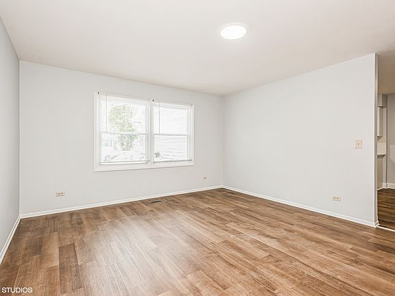 3rd image of 96 Golden Dr