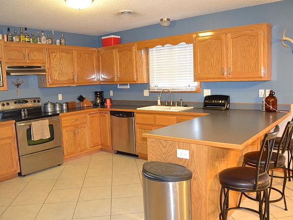 5th image of 435 Clydesdale Dr