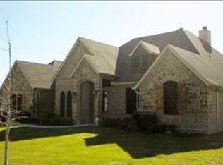 102 Mesquite Ct, Decatur, TX 76234