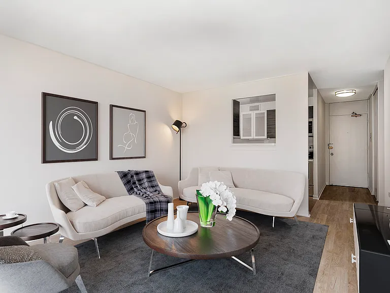 55 W. Chestnut — Photo 10