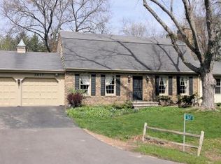 2617 W Oakcrest Dr, Neenah, WI 54956