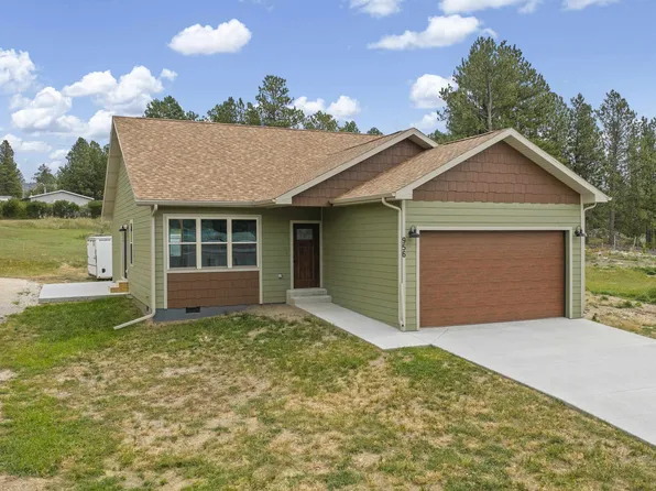 956 Ponderosa St, Custer, SD 57730