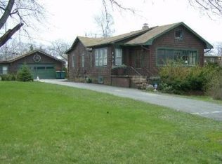 1323 N Pleasant Dr, Round Lake Beach, IL 60073