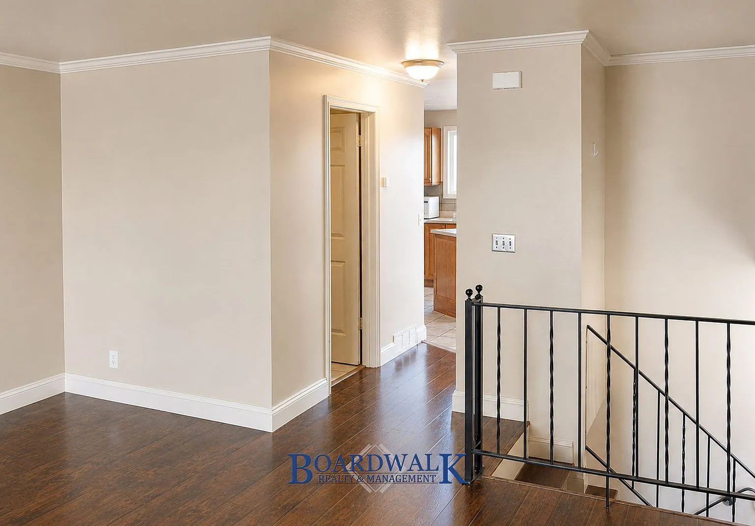 4 bed, 2.5 bath, 1501 sqft, $2,150 — Photo 3