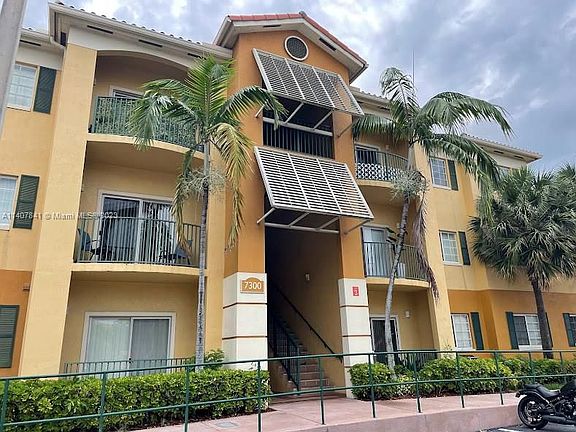 2nd image of 7300 NW 114th Ave APT 301-6