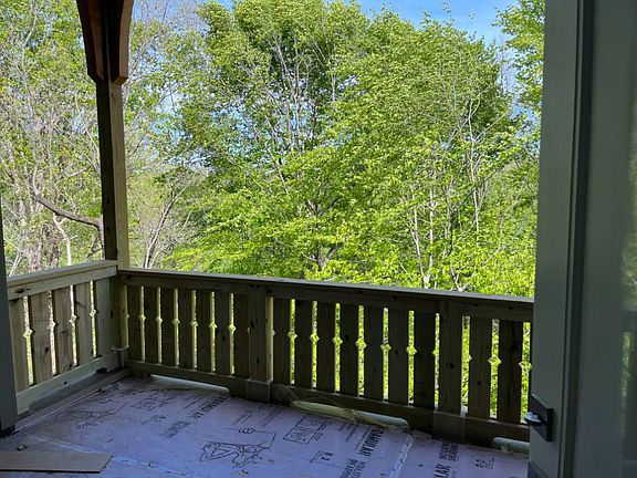 Covered Patio with Views