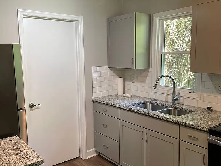 272 Hedgecock Ave — Photo 7