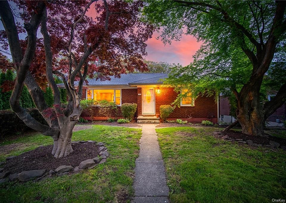 149 Main Street, Highland Falls, NY 10928 Zillow