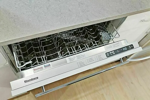 Rented by Abode Residential LLC | media 22