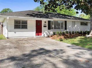 1200 Generes Dr, Harahan, LA 70123