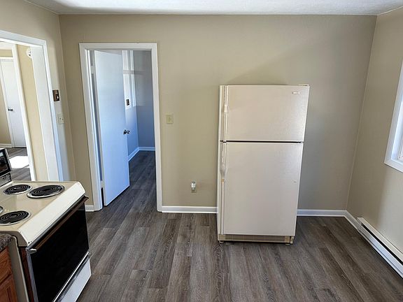 2nd image of 410 N Washington St