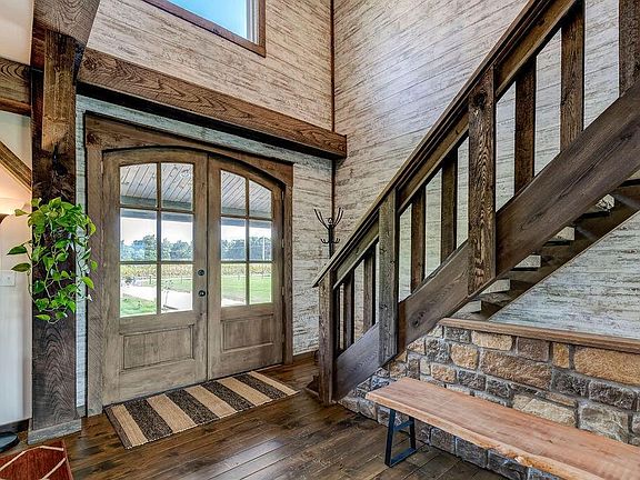 3rd image of 4960 Township Road 211