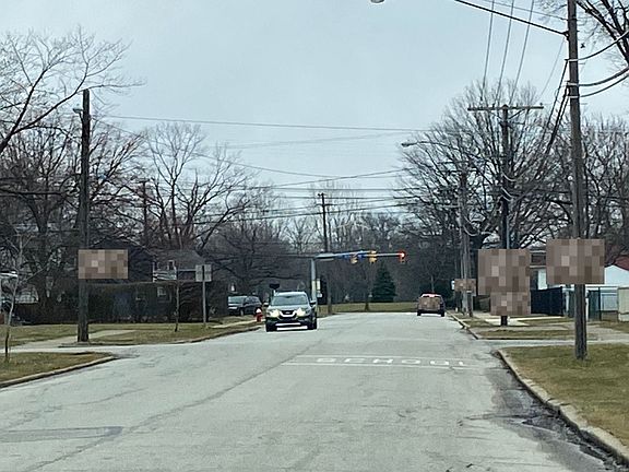 5th image of 22750 Fox Ave