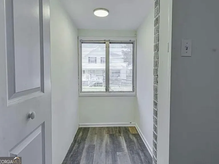 23 E Main St — Photo 5
