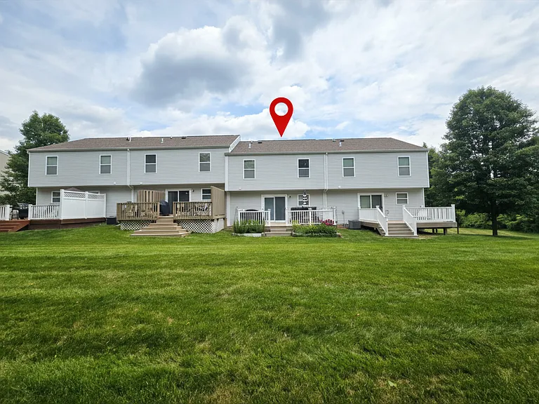233 Grace Manor Dr — Photo 14