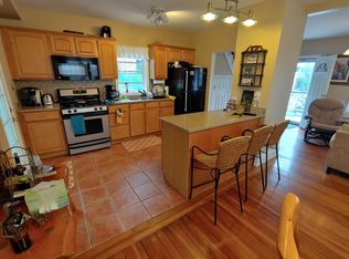 1 2nd St, Hull, MA 02045