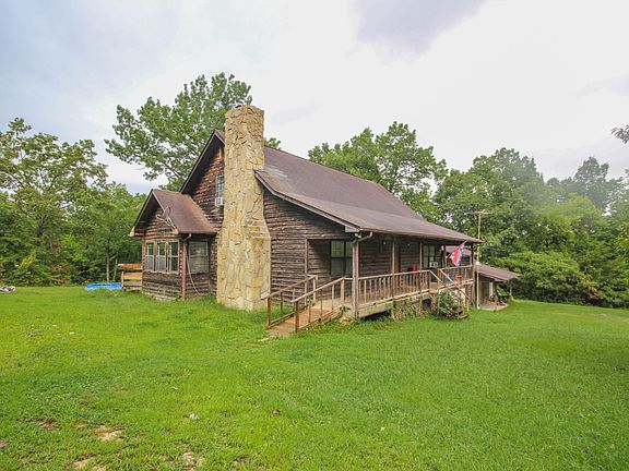 2nd image of 3679 Chilhowee Trl