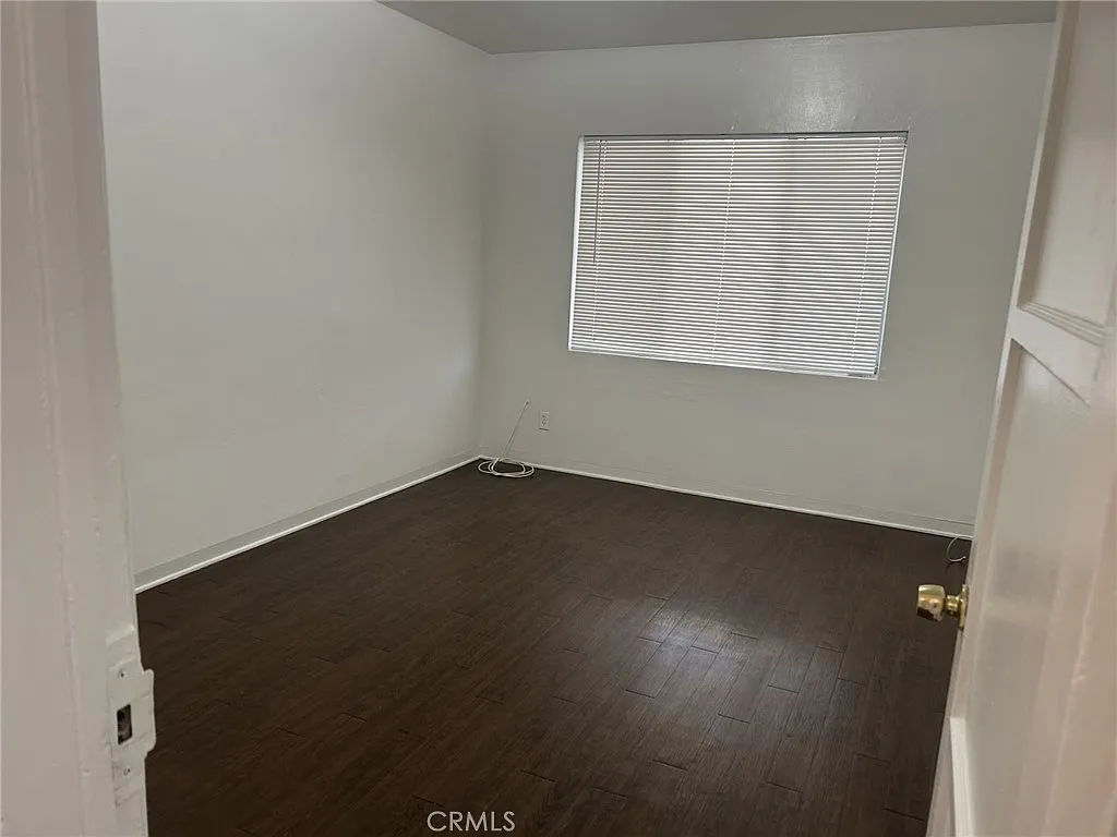 1 bed, 800 sqft, $1,350 — Photo 4