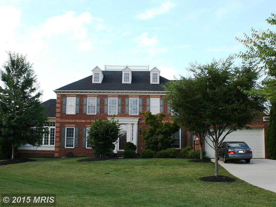 1st image of 1202 Forest Oak Ct